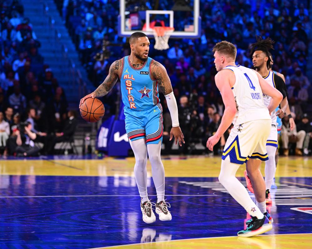 他在进攻端 他在进攻端