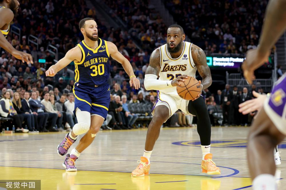 他在场上的 他在场上的